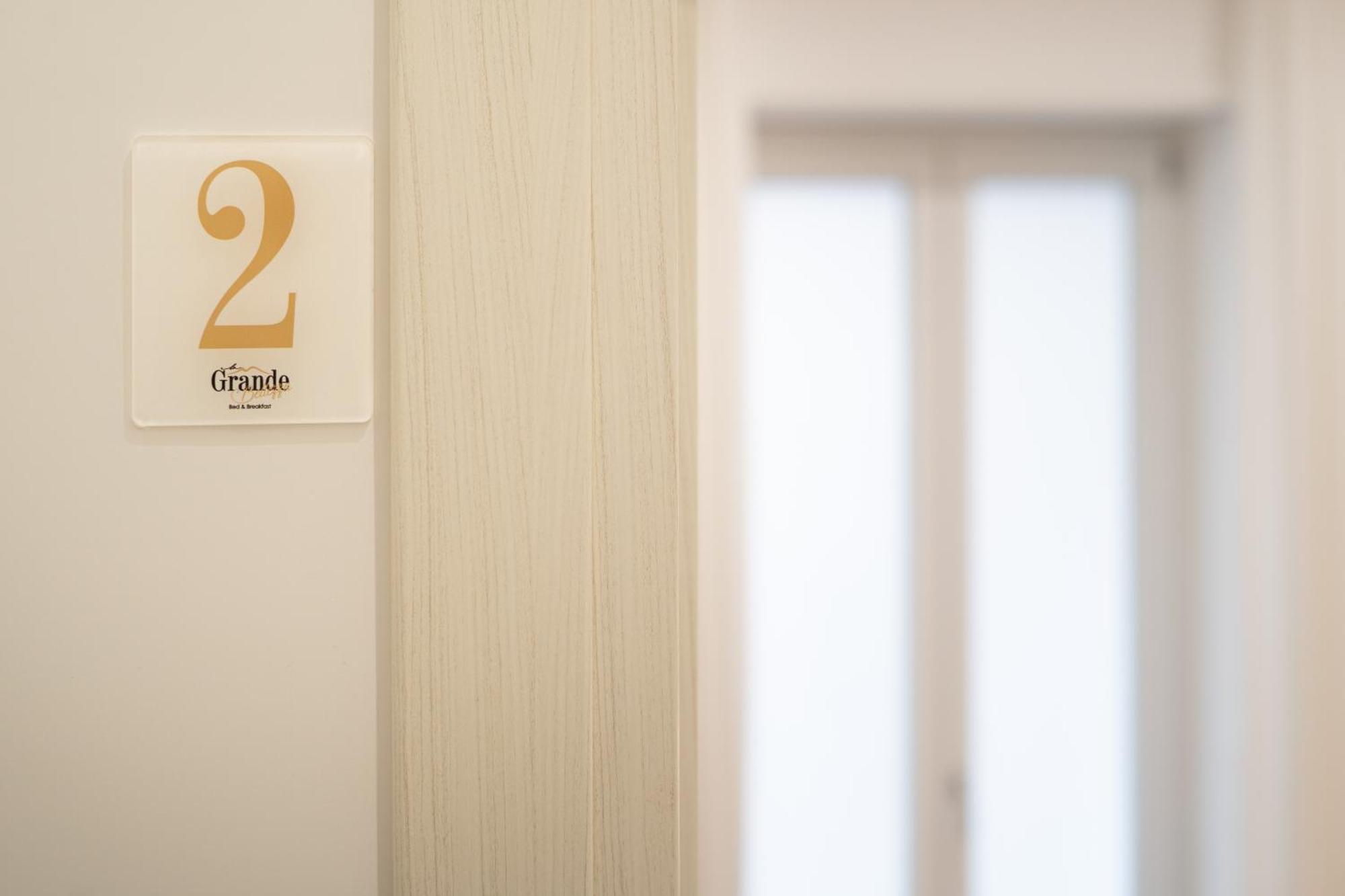 ナポリ La Grande Bellezza Bed & Breakfast エクステリア 写真